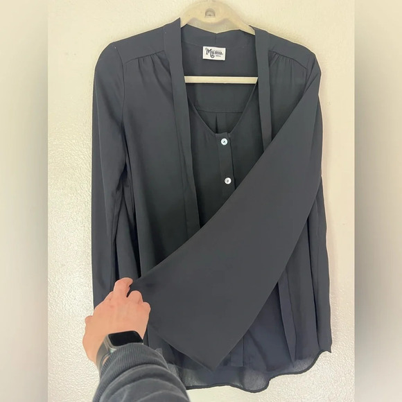 βοΈSHOW ME YOUR MUMU Taylor Tie Front Tunic 2 for $22 βοΈ - Picture 8 of 8